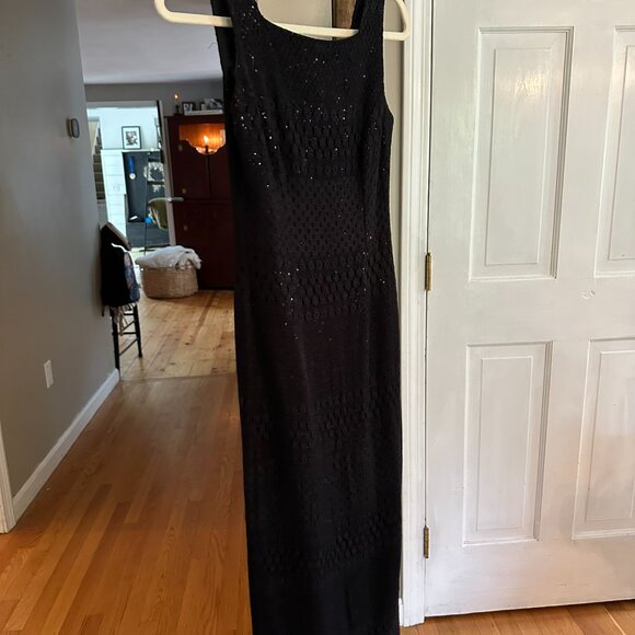 Dress - Picture 1 of 2